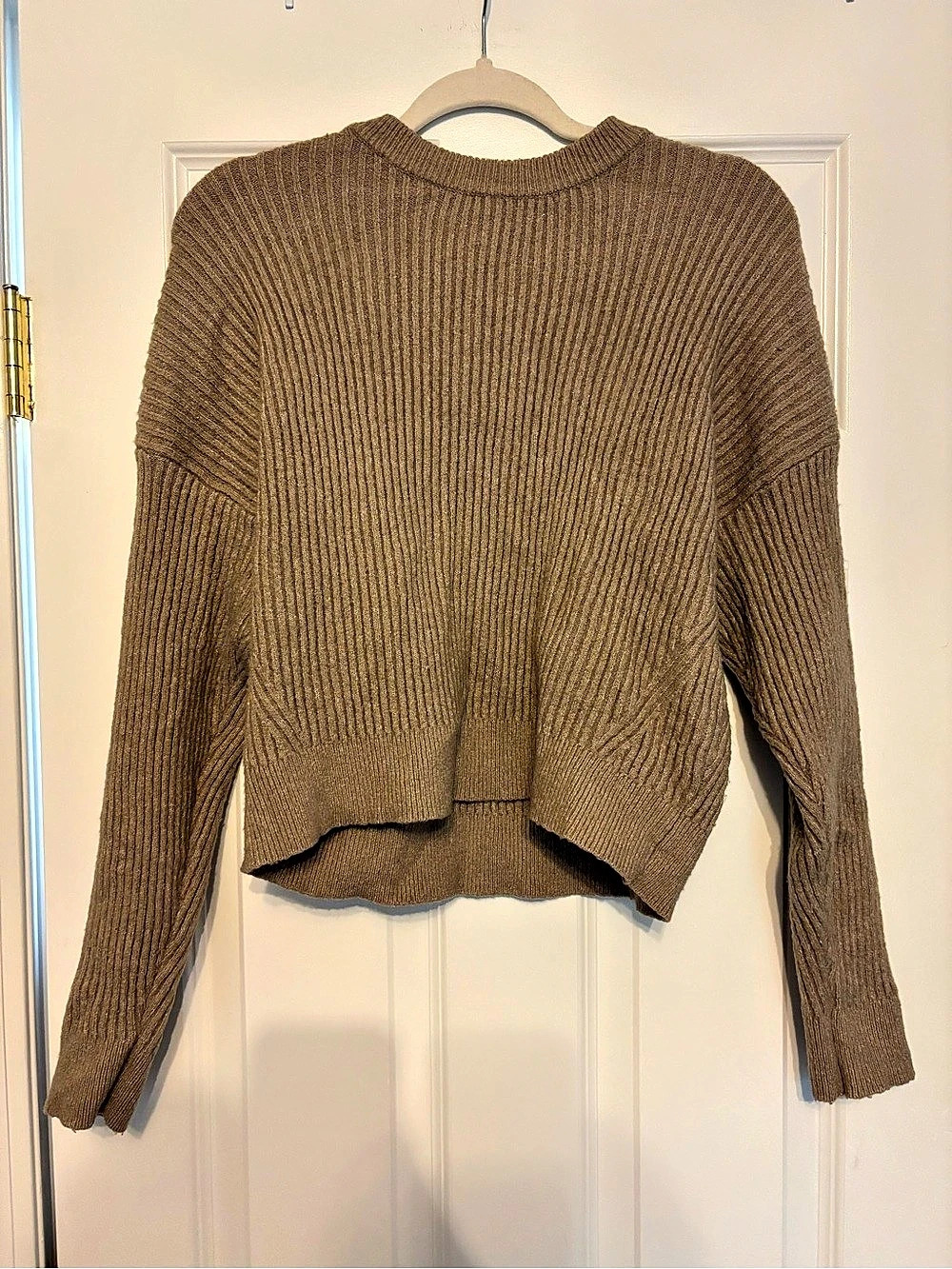 elodie Ribbed Crewneck Sweater in Brown Size Medium